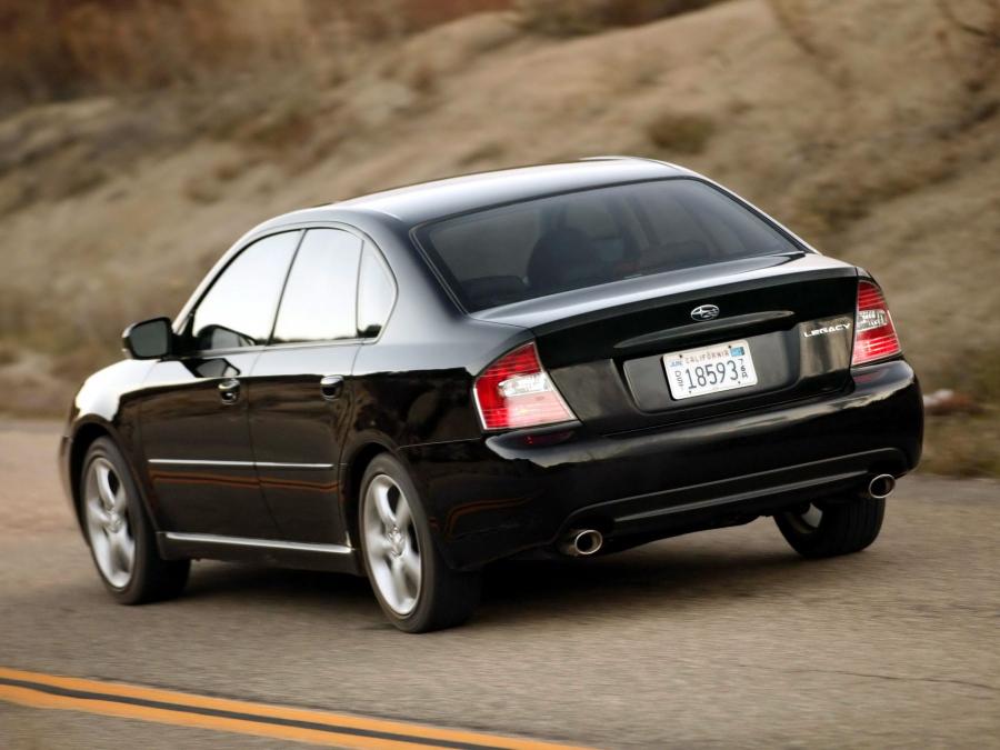  Subaru Legacy 2.5 GT 2003 года  (US) (фото 4 из 17)